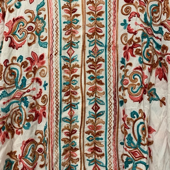 Embroidered Kimono - Picture 6 of 6